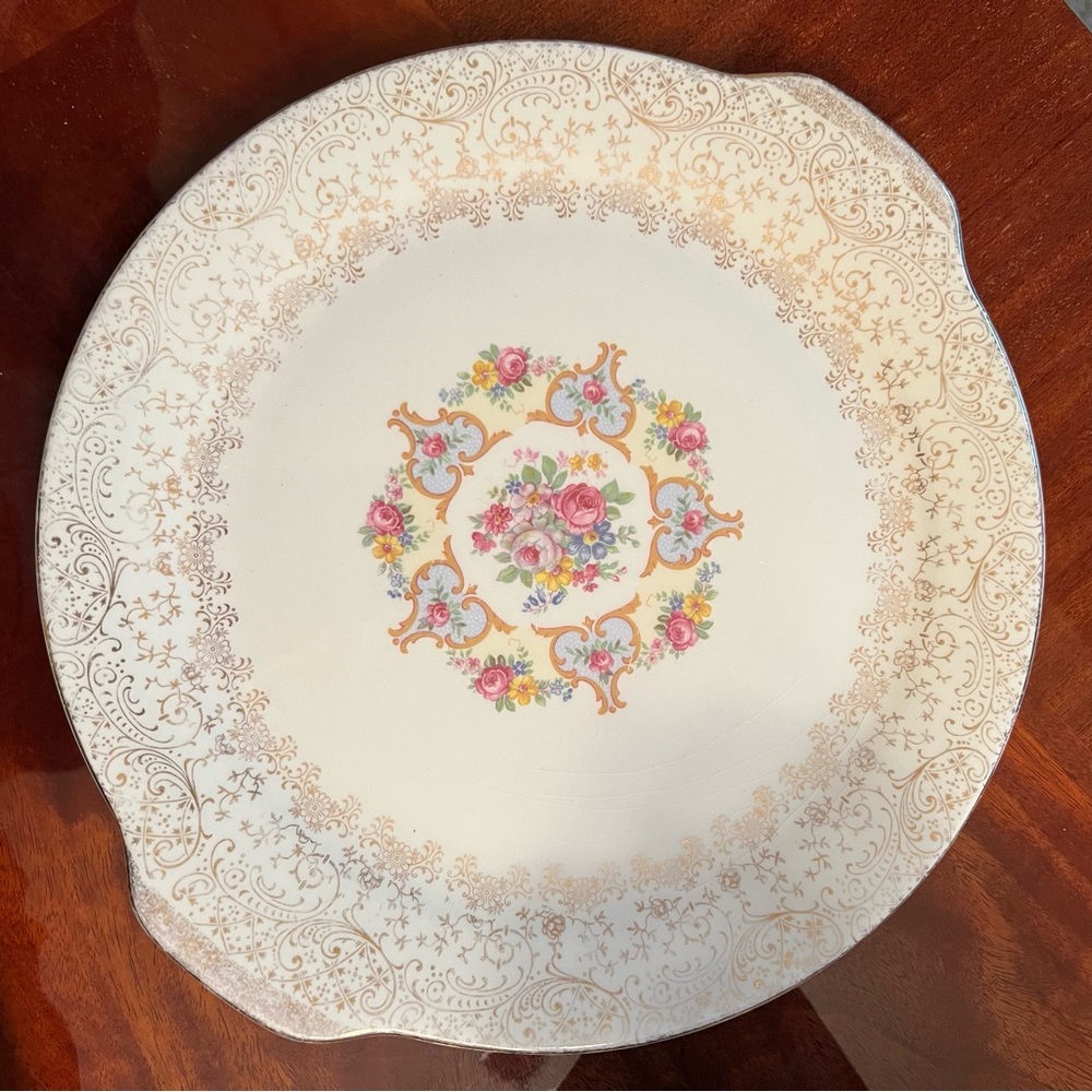 Vanity Fair cake plate